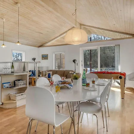 Holiday home Stunning In Nibe With Kitchen *